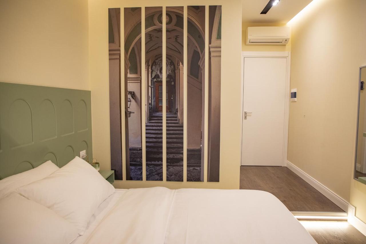 South Hands Luxury Rooms نابولي المظهر الخارجي الصورة