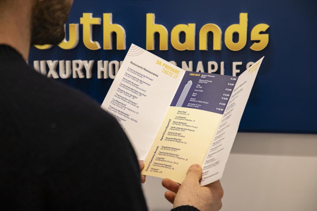 South Hands Luxury Rooms نابولي المظهر الخارجي الصورة