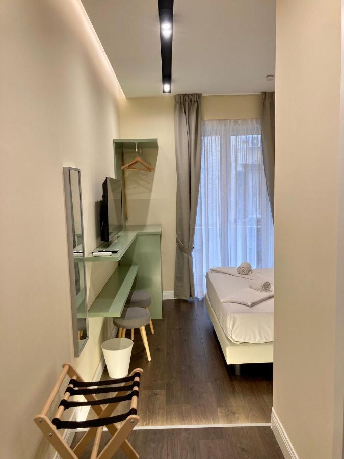 South Hands Luxury Rooms نابولي المظهر الخارجي الصورة