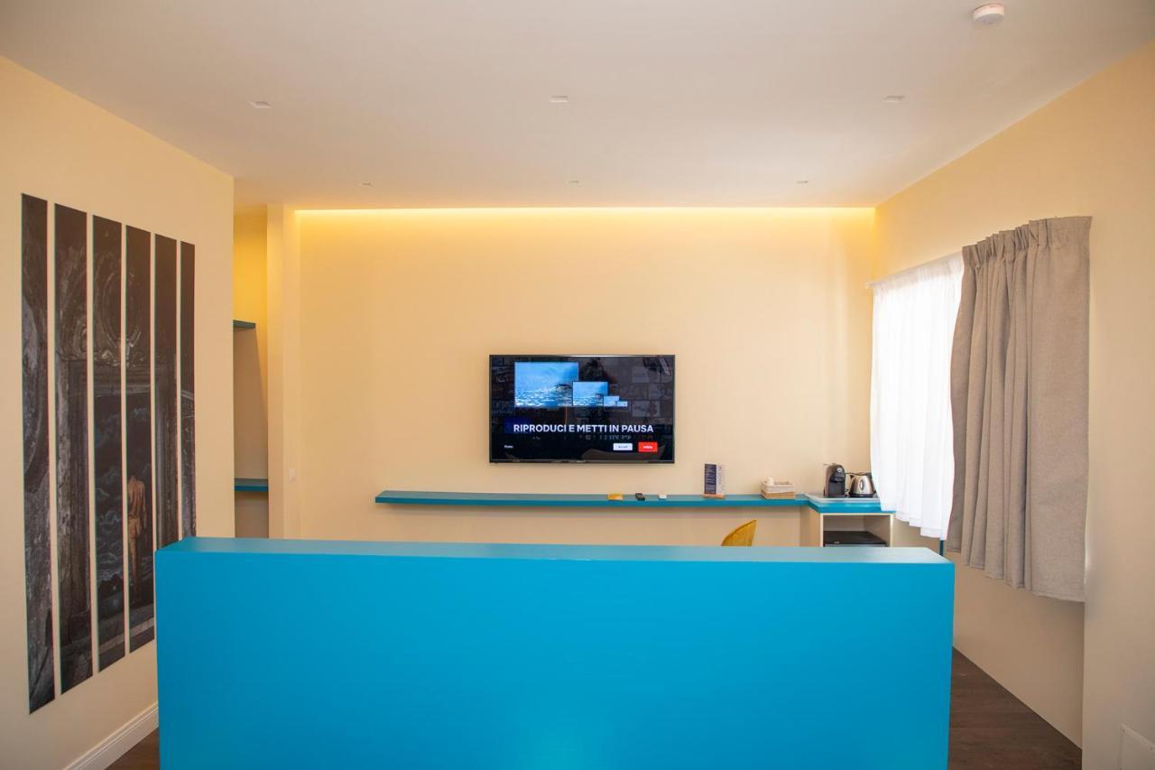 South Hands Luxury Rooms نابولي المظهر الخارجي الصورة
