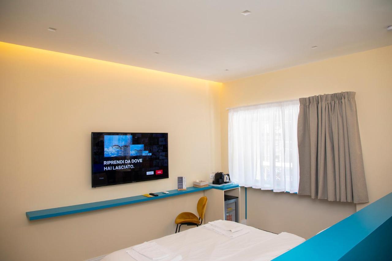 South Hands Luxury Rooms نابولي المظهر الخارجي الصورة